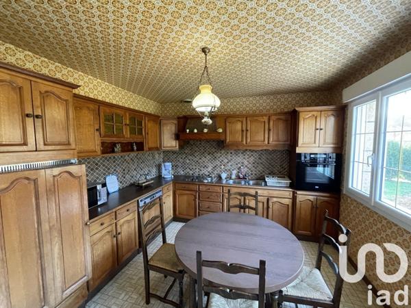 Maison 7 pièces de 121 m² à Pluméliau (56930)