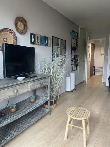 Le Moulleau : studio avec accès direct à la plage, parking et cave