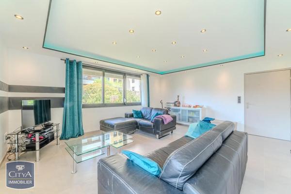 Appartement à vendre 4 pièces 106.81m² Roanne (42300)