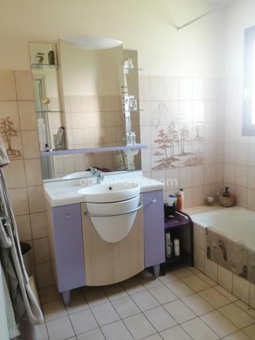 Maison à vendre 5 pièces BRETEIL centre (35)