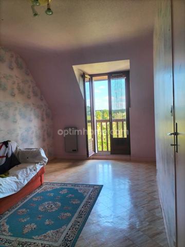 Maison à vendre 5 pièces BRETEIL centre (35)