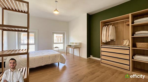 Appartement
         4 pièces
        - 100 m² Exclusivité 135 000 € *