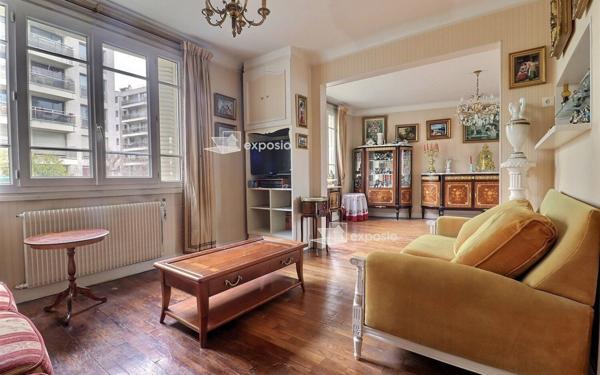 Appartement à vendre    3 pièces • 79,52 m2 Paris 20