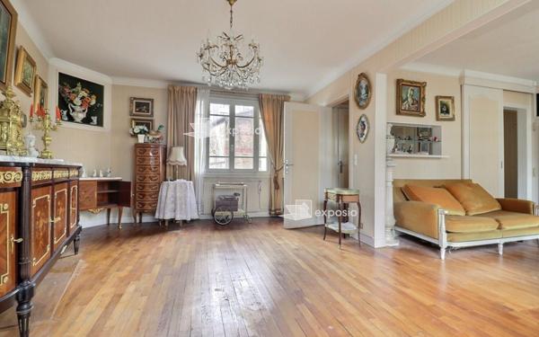 Appartement à vendre    3 pièces • 79,52 m2 Paris 20