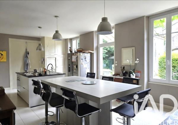 Maison à vendre 12 pièces 291 m² Cognac