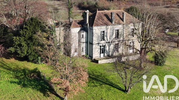 Maison à vendre 12 pièces 291 m² Cognac