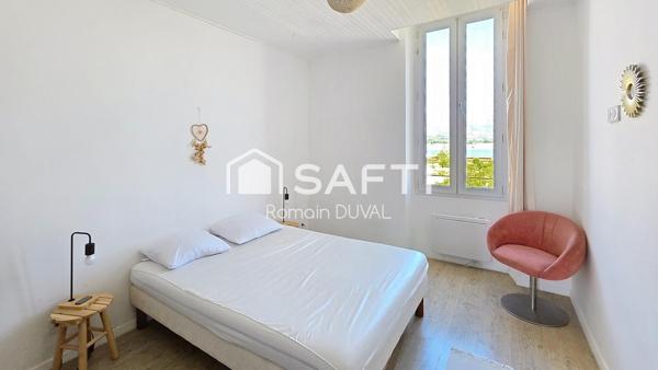 Appartement duplex traversant avec vue mer