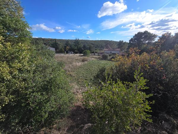 LAVAL PRADEL (30) terrain à bâti 1781m² bien exposé avec permis valide.