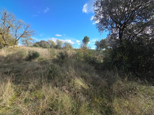 LAVAL PRADEL (30) terrain à bâti 1781m² bien exposé avec permis valide.