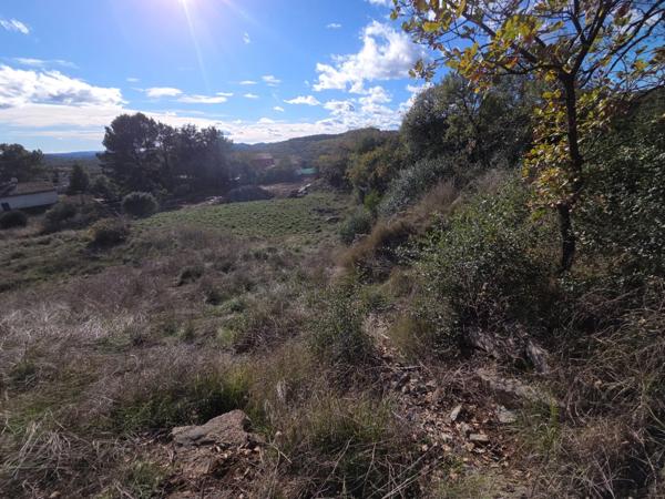 LAVAL PRADEL (30) terrain à bâti 1781m² bien exposé avec permis valide.