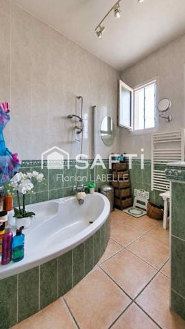 Villa F5 de 112 m² avec garage et piscine