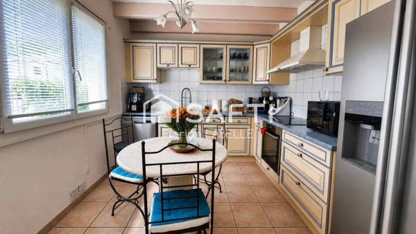 Villa F5 de 112 m² avec garage et piscine