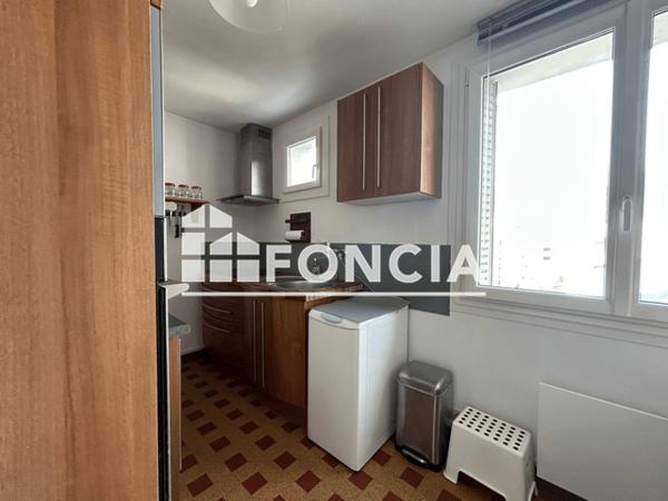 Location Appartement meublé 2 pièces 47.15 m² - 7 RUE DE CHAMROUSSE Grenoble 38100