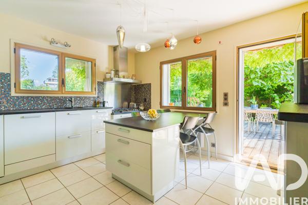 Maison à vendre 9 pièces 234 m² Annecy