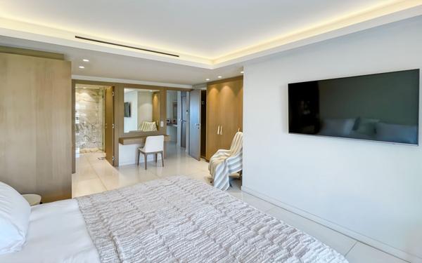 Appartement à vendre    4 pièces • 130 m2 Cannes