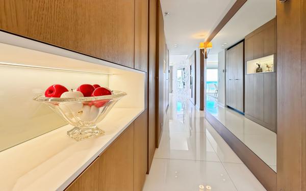 Appartement à vendre    4 pièces • 130 m2 Cannes