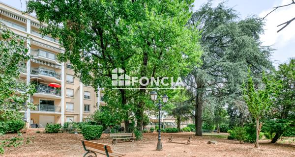À vendre Appartement 4 pièces 88 m² - Champagne-au-mont-d'or 69410