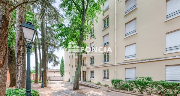 À vendre Appartement 4 pièces 88 m² - Champagne-au-mont-d'or 69410