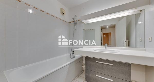 À vendre Appartement 4 pièces 88 m² - Champagne-au-mont-d'or 69410