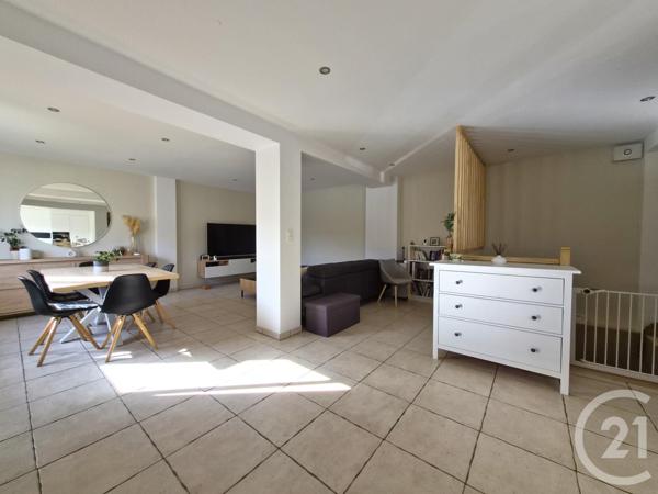 Appartement F5 à vendre  5 pièces - 116,18 m2 MAIZIERES LES METZ - 57