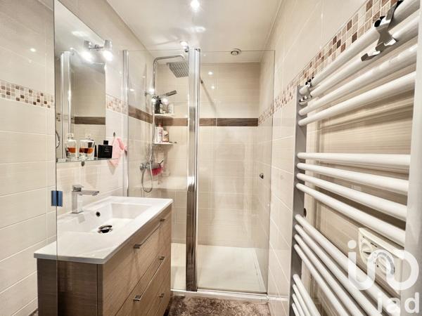 Duplex 3 pièces de 63 m² à Saint-Germain-lès-Corbeil (91250)