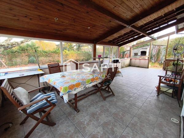 Proche de commodités et accès rocade - Jardin clos - Garage