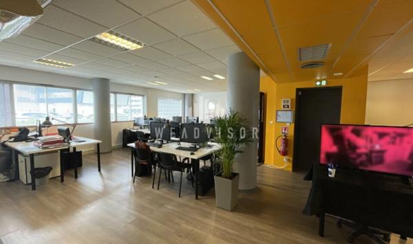 À VENDRE OU À LOUER : BUREAUX DE 170,91 M² EN REZ DE CHAUSSÉE - NOVAXIS LE MANS (72)