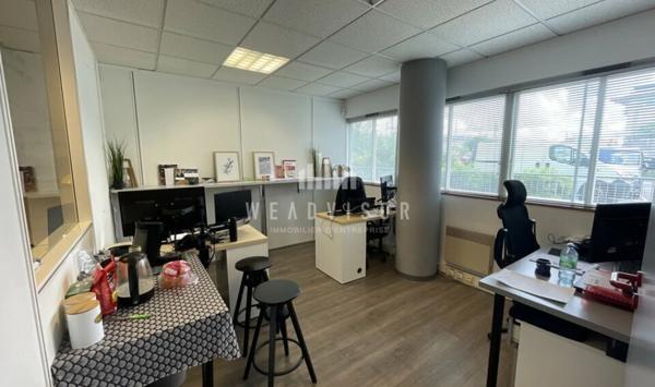 À VENDRE OU À LOUER : BUREAUX DE 170,91 M² EN REZ DE CHAUSSÉE - NOVAXIS LE MANS (72)