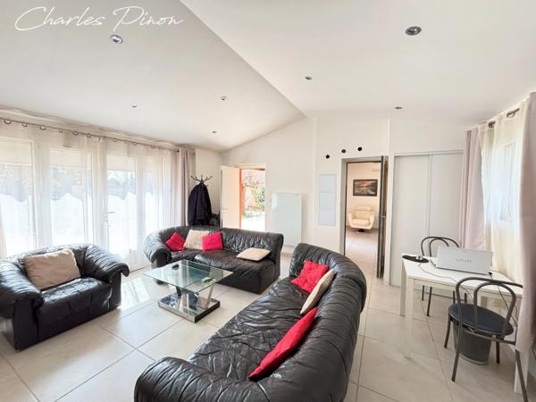 Maison à vendre 7 pièces SAINT CANNAT (13)