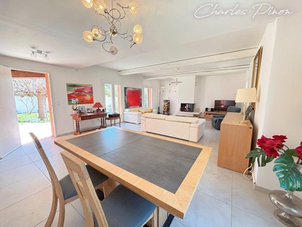 Maison à vendre 7 pièces SAINT CANNAT (13)