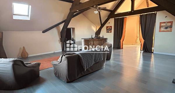 À vendre Appartement 4 pièces 101 m² - Lent 01240
