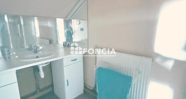 À vendre Appartement 4 pièces 101 m² - Lent 01240