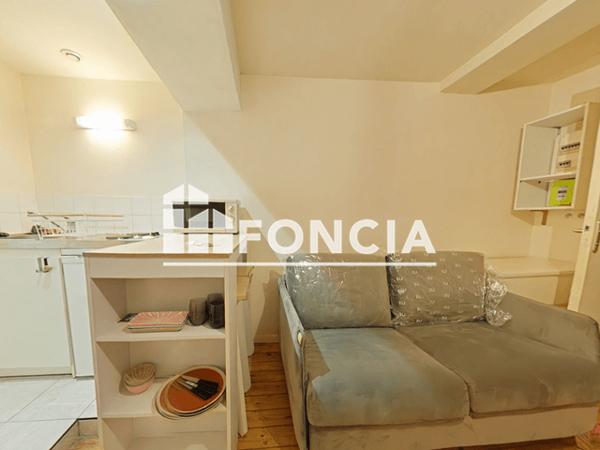 Location Studio meublé 17.29 m² - 18 RUE DE BRAS Caen 14000