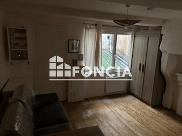Location Studio meublé 17.29 m² - 18 RUE DE BRAS Caen 14000