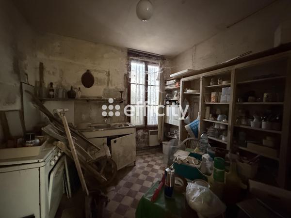 Maison
         4 pièces
        - 90 m² Exclusivité 79 000 € *