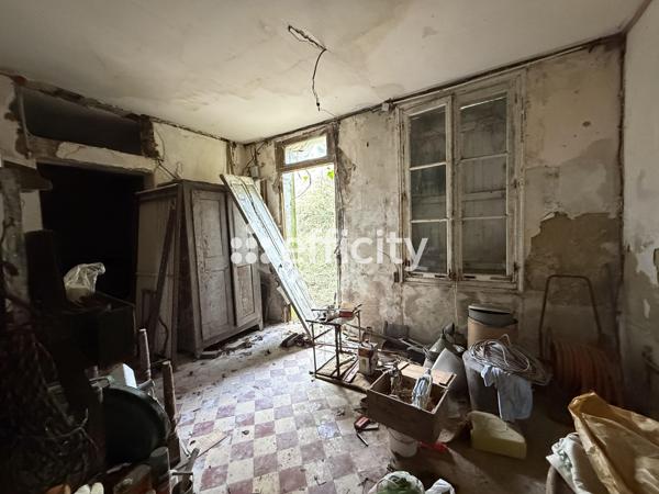 Maison
         4 pièces
        - 90 m² Exclusivité 79 000 € *