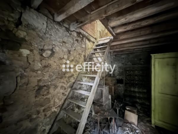 Maison
         4 pièces
        - 90 m² Exclusivité 79 000 € *