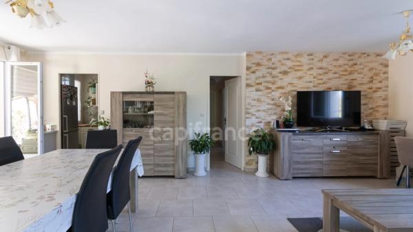 Maison à vendre 3 pièces LA ROQUEBRUSSANNE (83)