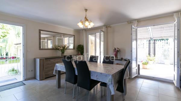 Maison à vendre 3 pièces LA ROQUEBRUSSANNE (83)