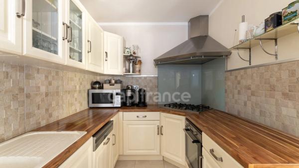 Maison à vendre 3 pièces LA ROQUEBRUSSANNE (83)