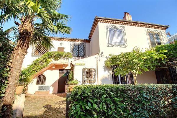 A vendre, maison centre ville avec jardin Biarritz