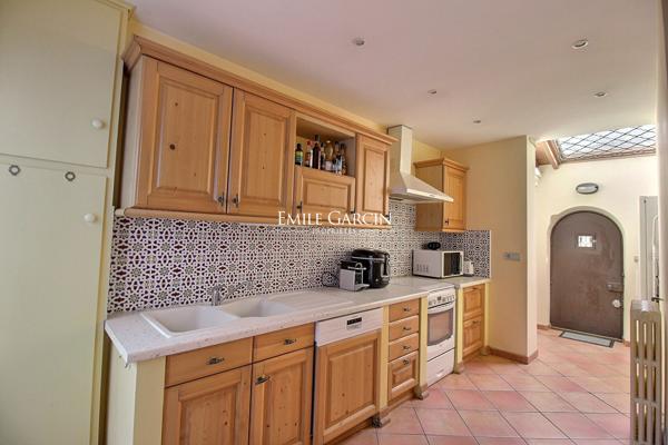 A vendre, maison centre ville avec jardin Biarritz