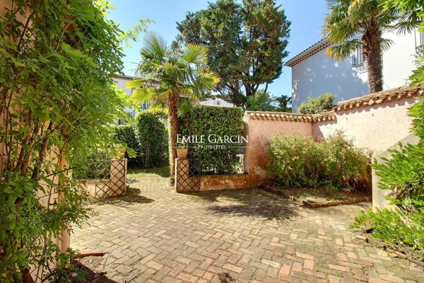A vendre, maison centre ville avec jardin Biarritz