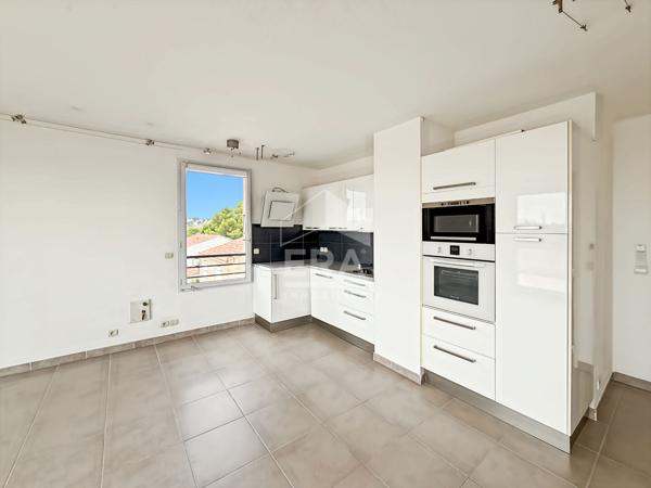 MARSEILLE 13015 - Appartement T3 - stationnement + double garage