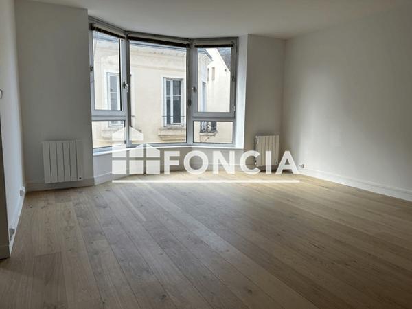 Location Appartement 5 pièces 107.74 m² - 12 RUE DU BOIS MERRAIN Chartres 28000
