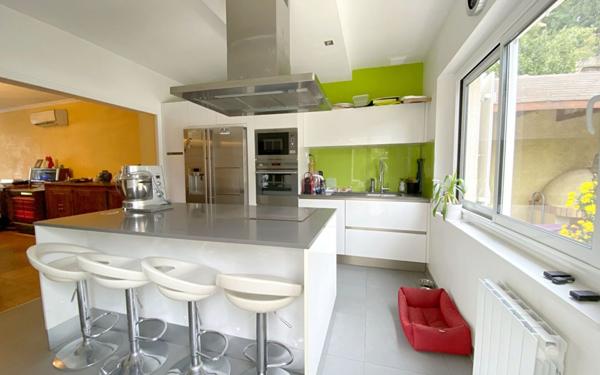 Maison à vendre    7 pièces •  Toulouse