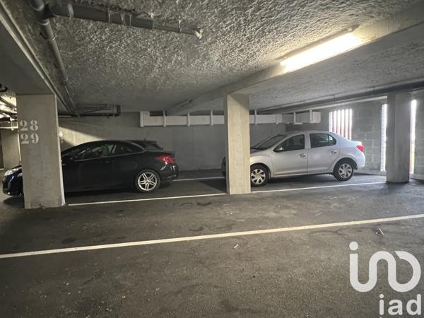 Appartement 4 pièces de 80 m² à La Riche (37520)