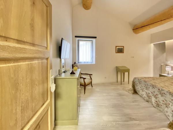 Lambesc (13410) Éblouissante maison de caractère à Lambesc