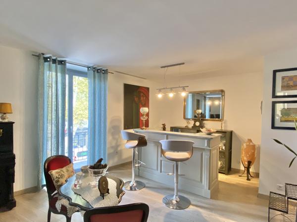 Lambesc (13410) Éblouissante maison de caractère à Lambesc