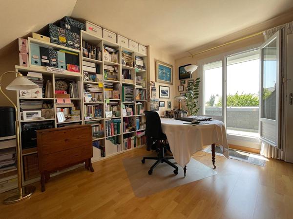 Maison néo-bretonne - Rue Hector Berlioz, proche Bd Schuman